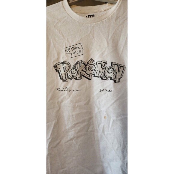 UNIQLO x Pokemon x Daniel Arsham Crystal Logo T-Shirt Large White D25 Nice - Picture 3 of 6